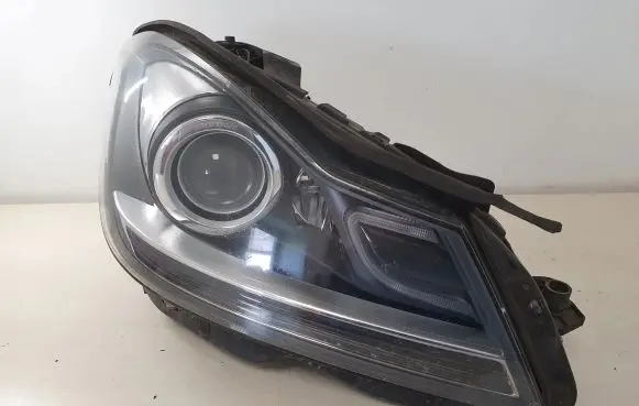 Mercedes-Benz C W204 Headlight/headlamp A2048205859