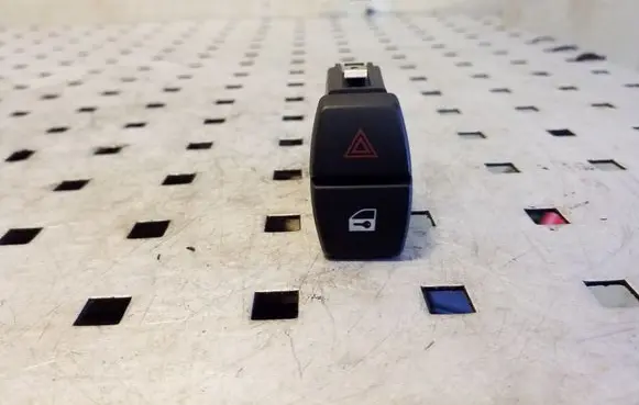 BMW 5 F10 F11 Hazard light switch 61319161896