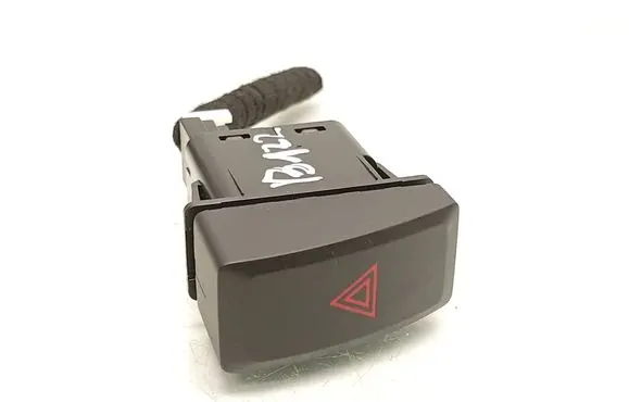 Mazda 6 Hazard light switch GKL1664H0 3243T1 K0021