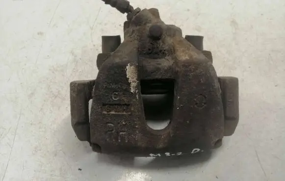 Mazda 3 I Front brake caliper
