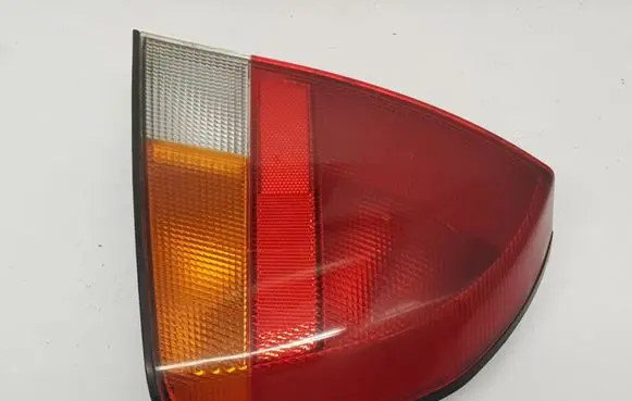 Mitsubishi Carisma Rear/tail lights 29212201