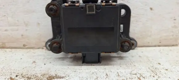 Volkswagen Caddy Distronic sensor radar 2K5907561C