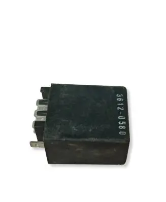BMW 3 E21 Window wiper relay 1357904