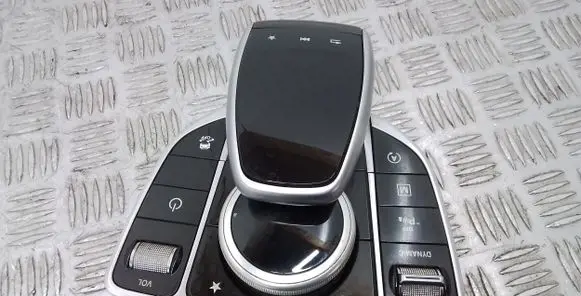Mercedes-Benz C AMG W205 Head unit multimedia control A2059005915 A1669003321 A2539055700