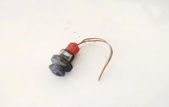 Volkswagen Golf III Front door sensor coupe 1h0947563a