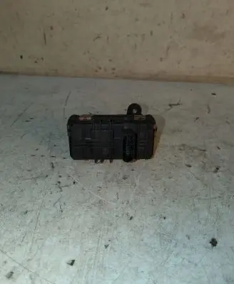 BMW 5 F10 F11 Turbine electric control actuator 4933519400