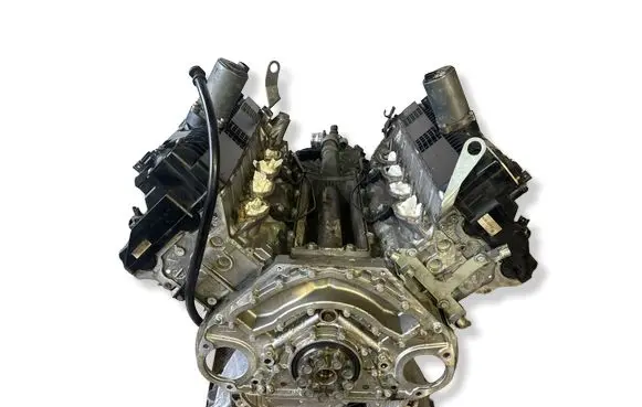 BMW 6 E63 E64 Engine 11000439107 N62B48 7515110