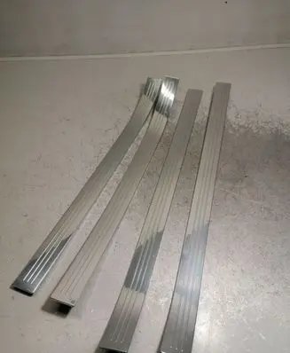 Mercedes-Benz S W221 sill trim set (inner) A2216802035 A2216800435