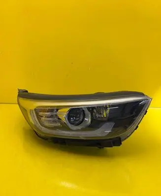 KIA Stonic Headlight/headlamp 92102H8