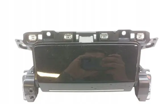 Peugeot 2008 II Glove box