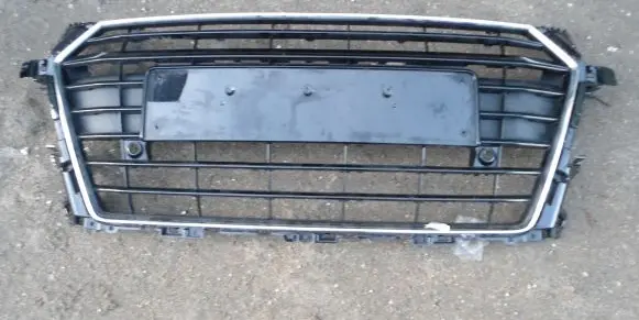 Audi TT TTS RS Mk3 8S Front bumper upper radiator grill