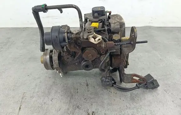 Citroen Berlingo Fuel injection high pressure pump DELPHI