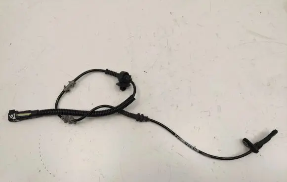 Chevrolet Camaro ABS brake wheel speed sensor 23408832