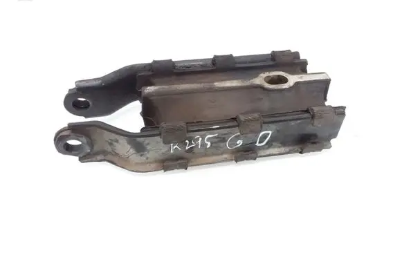 Volvo XC60 Gearbox mount 8G9N6P082BA
