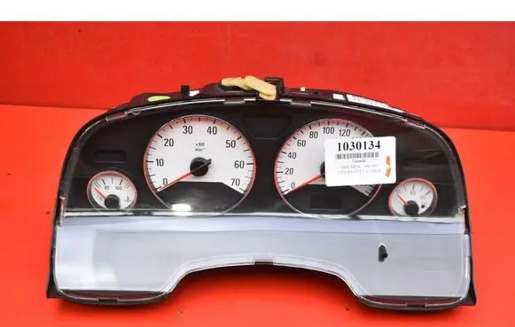 Opel Zafira A Speedometer (instrument cluster) 24461763