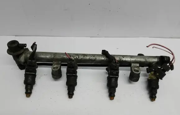Hyundai Lantra I Fuel main line pipe 9250930018