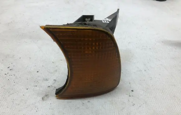 BMW 5 E34 Front fog light 1384033