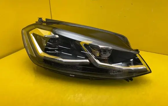 Volkswagen Golf VII Headlight/headlamp 5G1941082