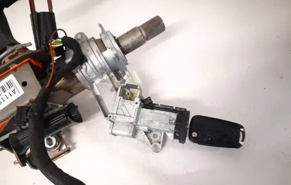 Opel Astra H Ignition lock N0501882