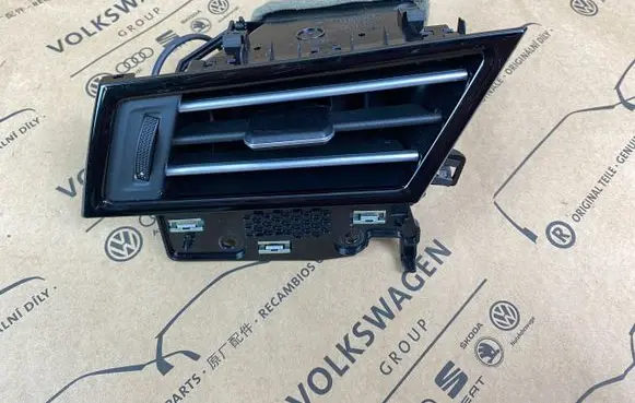 Volkswagen PASSAT B8 Dashboard side air vent grill/cover trim 3G1819701D