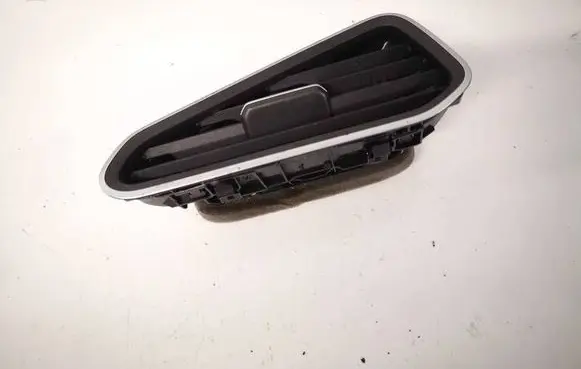 Volkswagen ID.3 Dash center air vent grill 10A819704