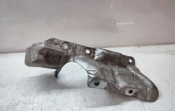 Volvo V70 Exhaust heat shield AV619N454AB
