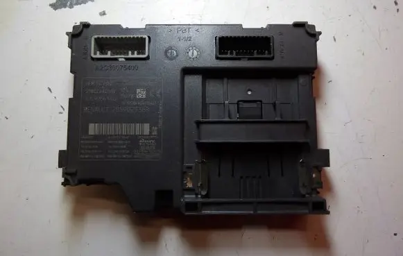 Renault Captur Ignition key card reader 285902536R S180234014B A2C92561902