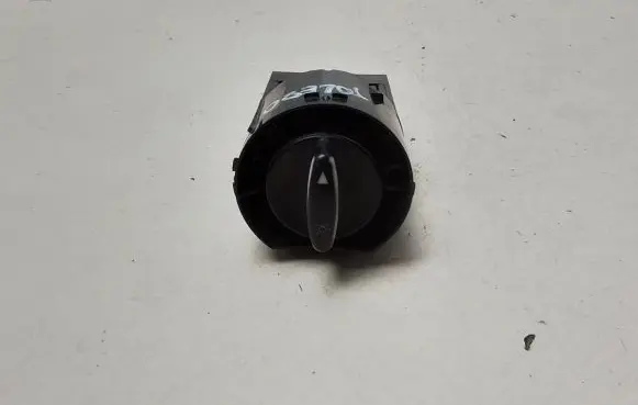 Seat Toledo II (1M) Light switch 1M1941531K KK08233