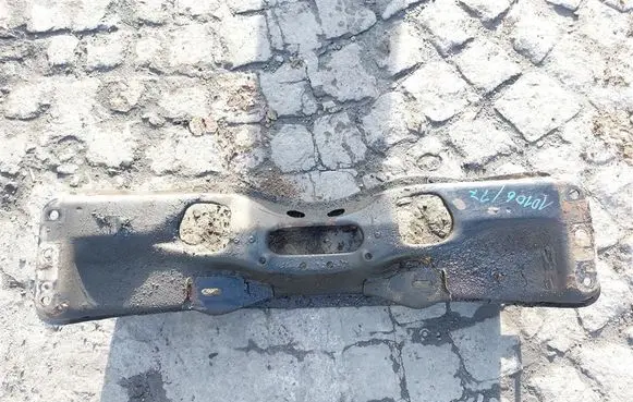 Subaru Forester SF Front axle beam 