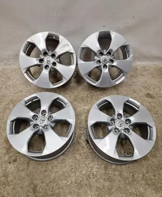 Toyota C-HR I R17 alloy rim 