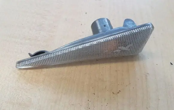Renault Scenic II - Grand scenic II Front fender indicator light 8200027151