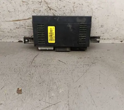 BMW 5 E39 Light module LCM 6908466 024242 086946055