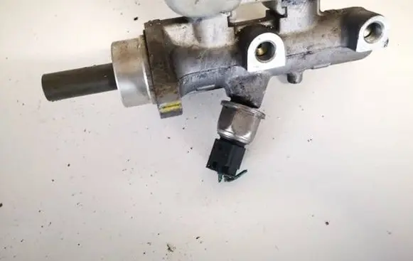 Jeep Grand Cherokee (WK) Master brake cylinder 26612600144 26.6126-0014.4