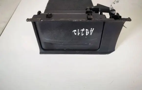 Honda CR-V Glove box