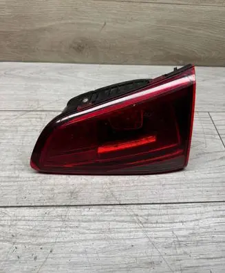 Volkswagen Golf VII Tailgate rear/tail lights 5GM945094A 2SD01197804 00032134