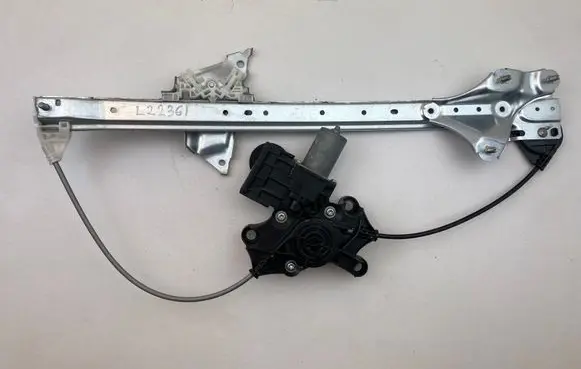 Toyota RAV 4 (XA50) Front door window regulator with motor 8572042130 0620205511