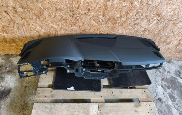 Audi A4 S4 B9 Dashboard 8W1857001K