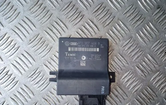 Audi A6 S6 C6 4F Gateway control module 4F0907468B 4F0910468A