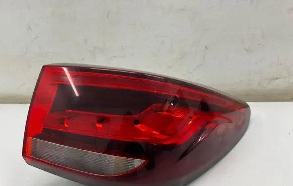 MG ZS Rear/tail lights 10571682
