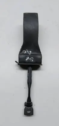 Volkswagen PASSAT B8 Front door check strap stopper 3G0837267