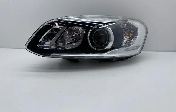 Volvo XC60 Headlight/headlamp 31698810