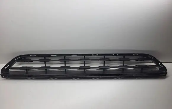 Volvo XC90 Front bumper lower grill