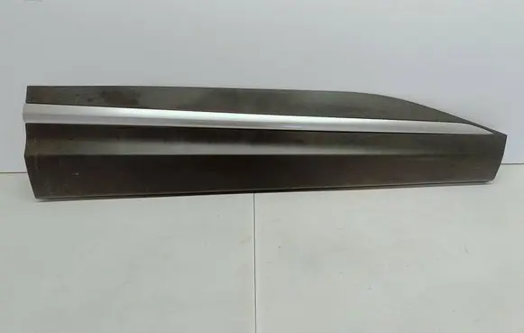 KIA Sportage Front door trim (molding) 87722-R2000 LD173