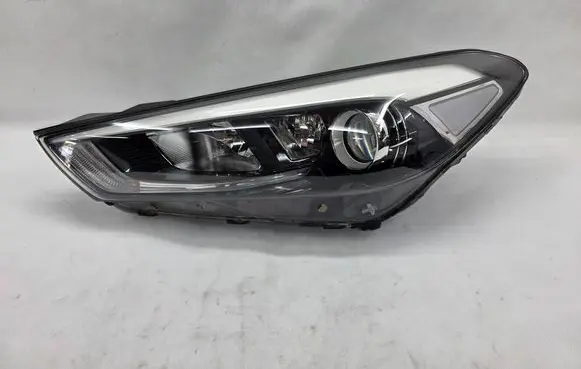 Hyundai Tucson TL Headlight/headlamp SPEED92101D7100 92101D7100