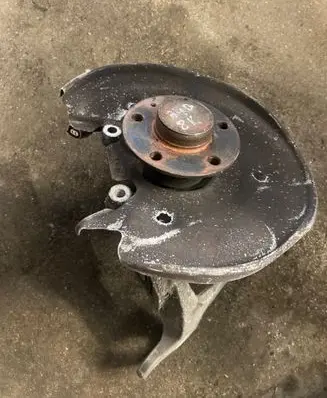 Audi A4 S4 B8 8K Rear wheel hub spindle/knuckle 