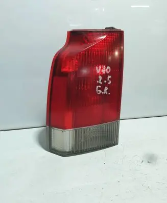 Volvo V70 Rear/tail lights 9154497 9154501