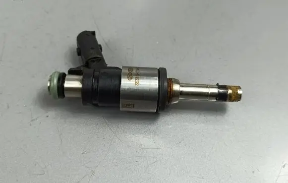 Hyundai Kona I Fuel injector 3531003HC0