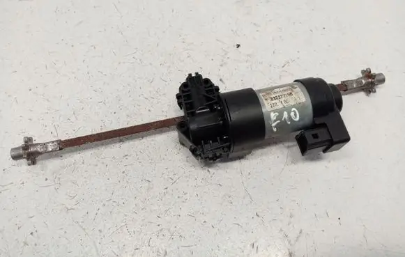BMW 5 F10 F11 Seat adjustment motor 832320255