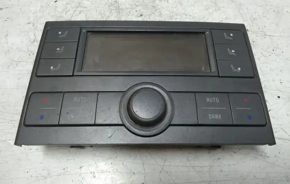 Volkswagen Phaeton Climate control unit