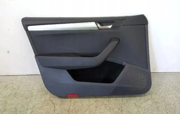 Skoda Superb B8 (3V) Front door card panel trim